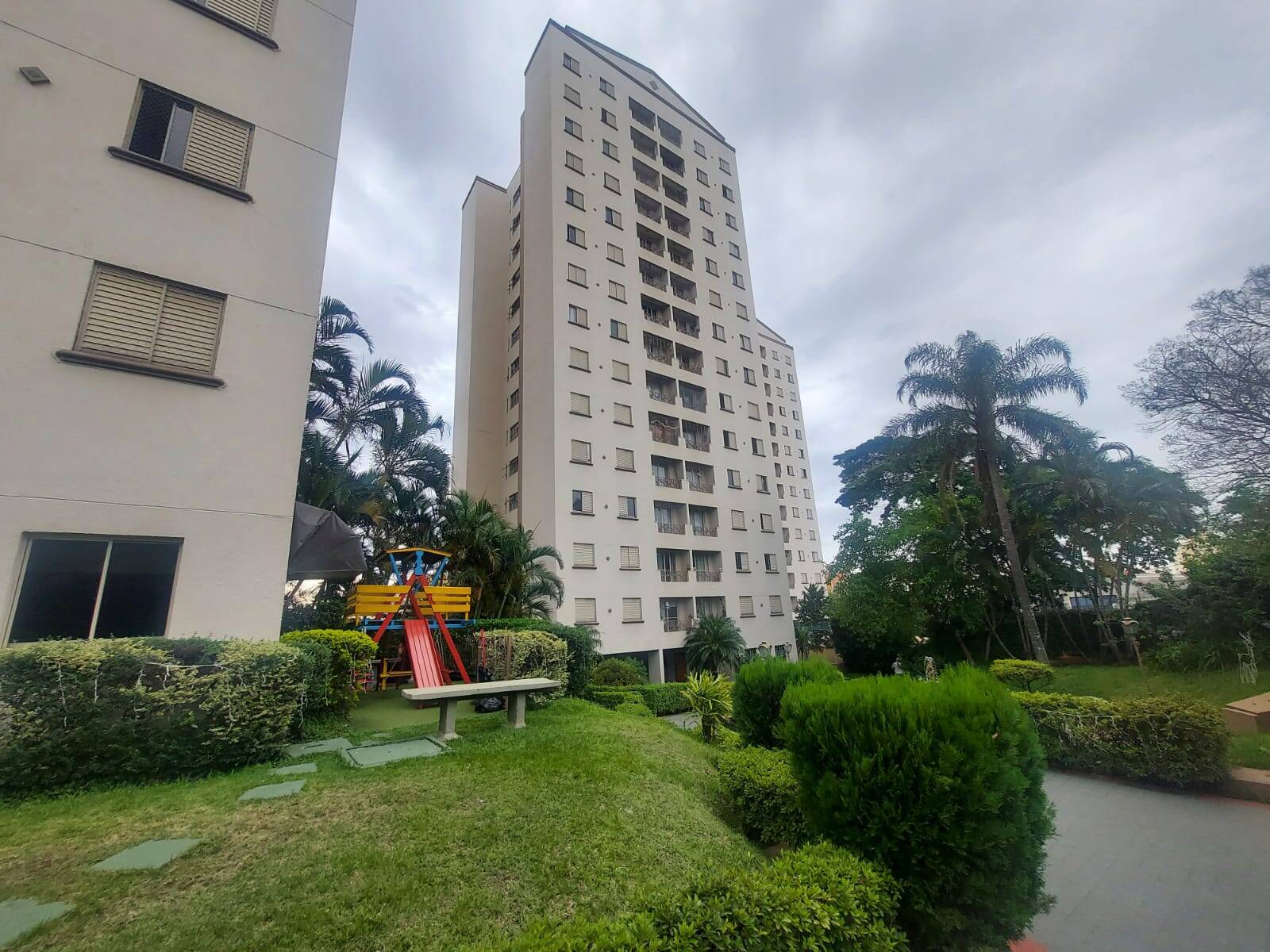 #1595 - Apartamento para Locação em São Paulo - SP