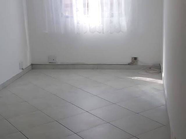 #984 - Apartamento para Venda em São Paulo - SP