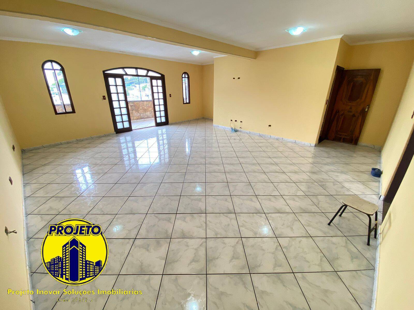 Sobrado, 4 quartos, 400 m² - Foto 1