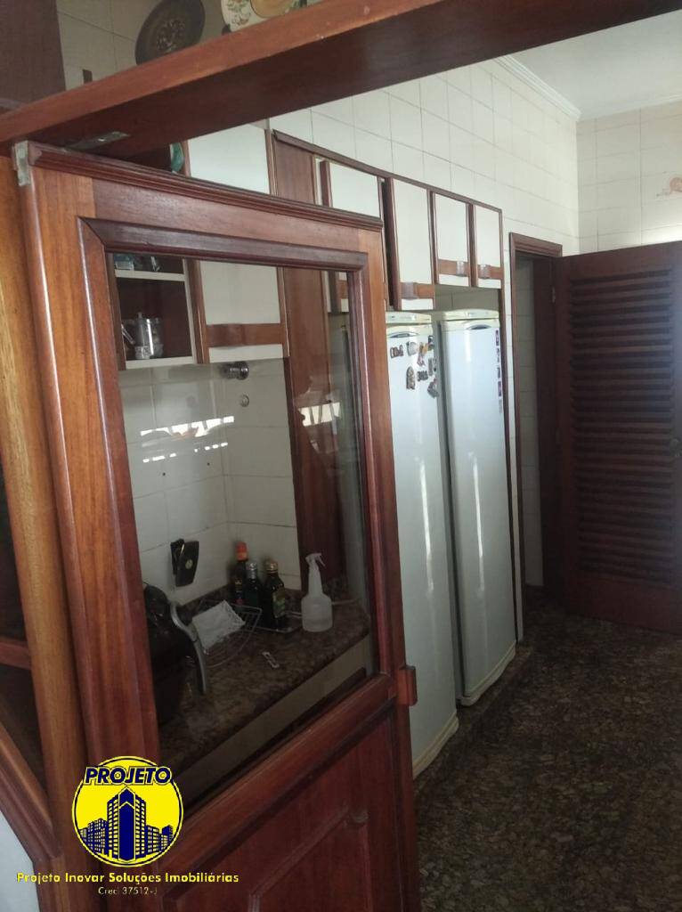Casa, 3 quartos, 340 m² - Foto 17