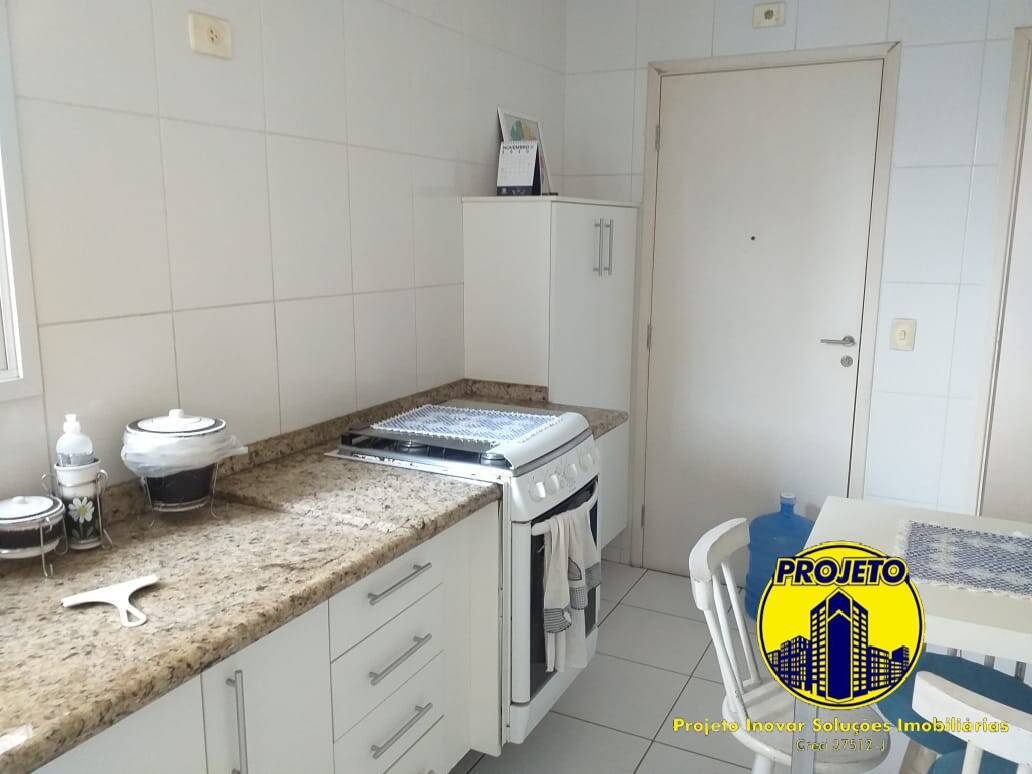 Apartamento para alugar com 3 quartos, 83m² - Foto 4