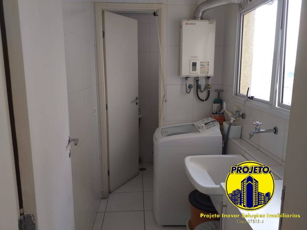 Apartamento para alugar com 3 quartos, 83m² - Foto 12