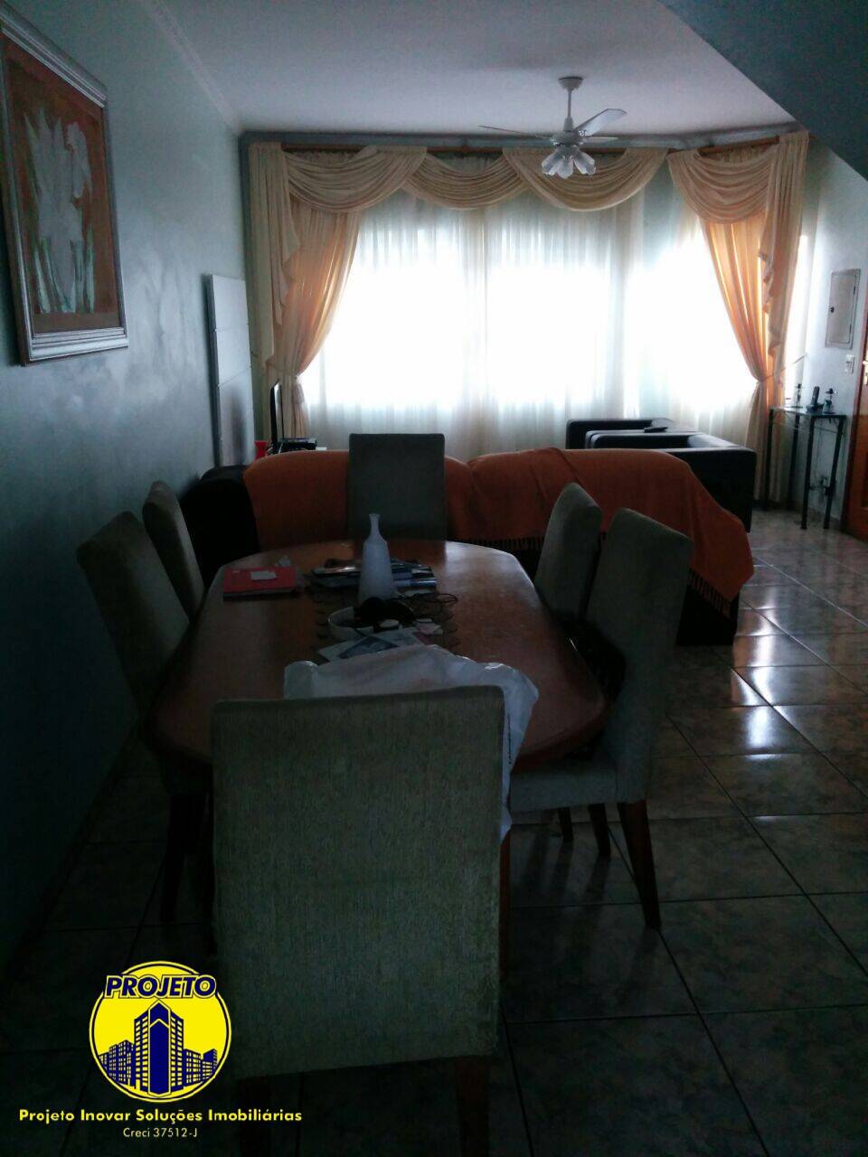 Casa, 3 quartos, 205 m² - Foto 3