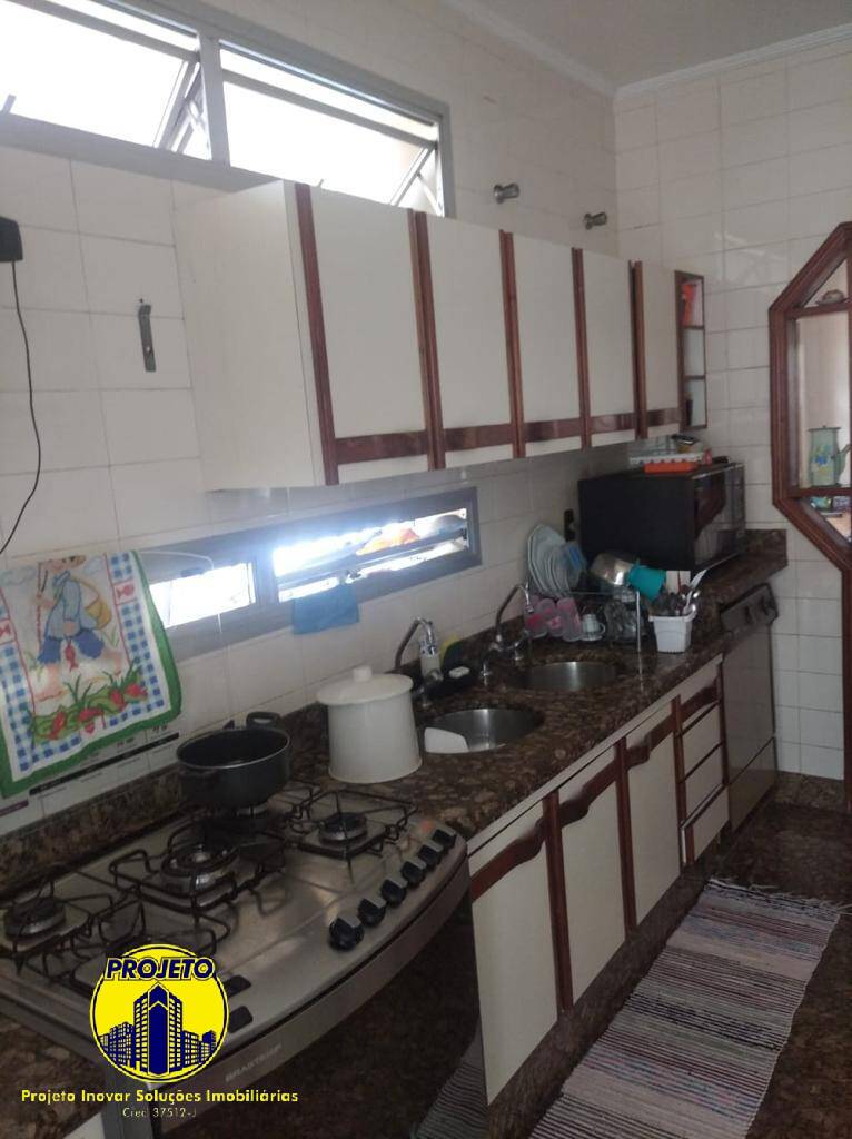 Casa, 3 quartos, 340 m² - Foto 15