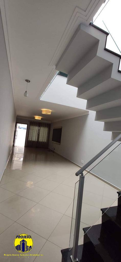 Sobrado, 3 quartos, 180 m² - Foto 2