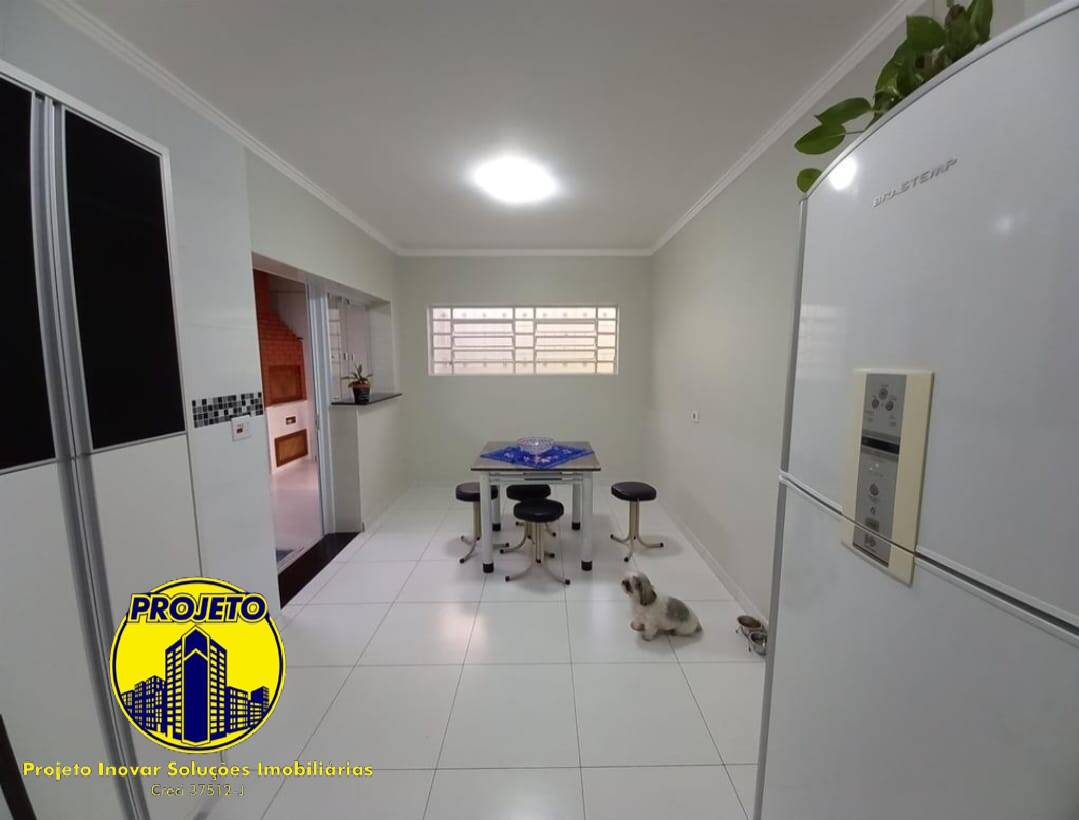 Casa, 4 quartos, 230 m² - Foto 11