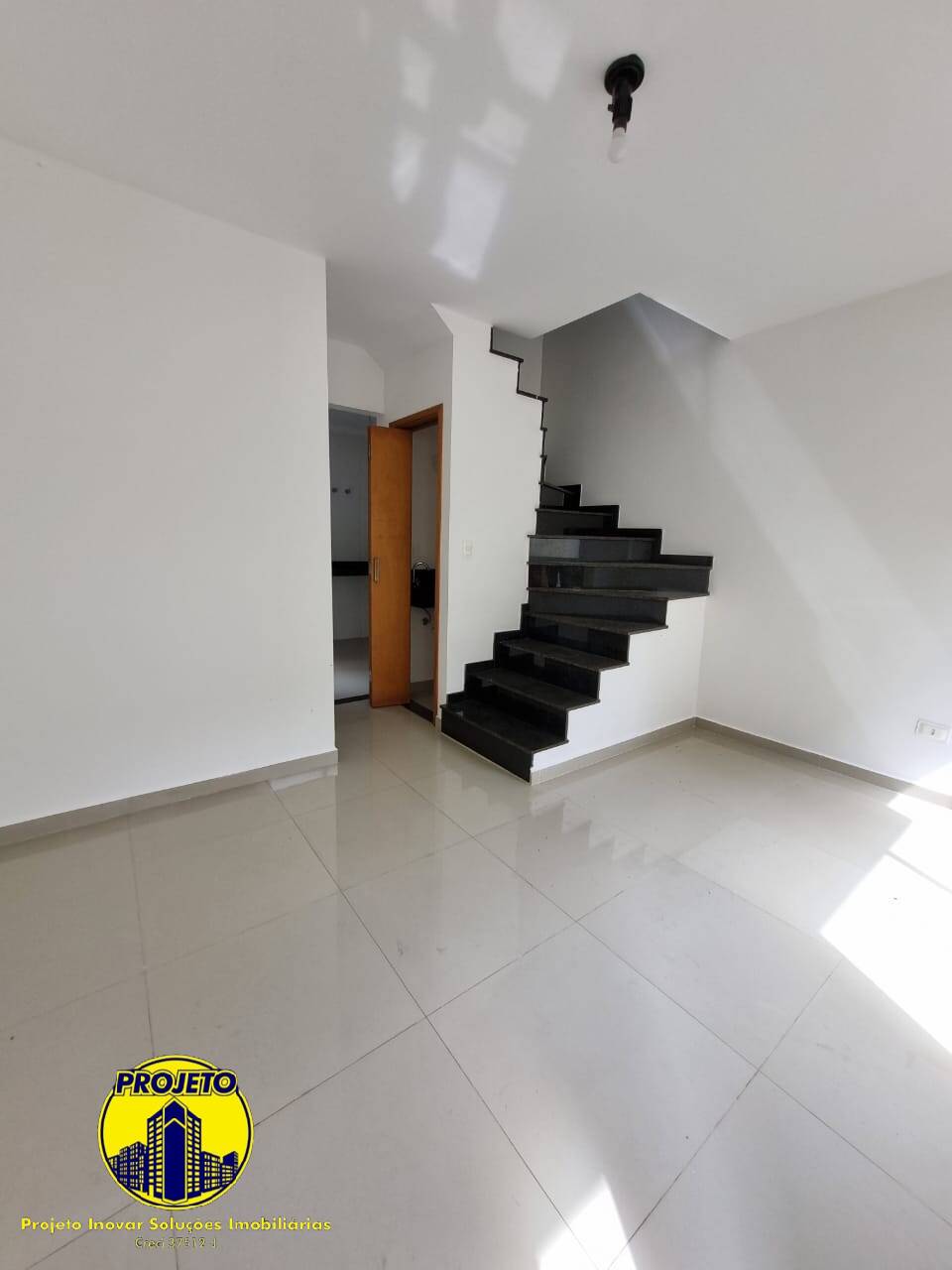 Casa de Condomínio, 2 quartos - Foto 2