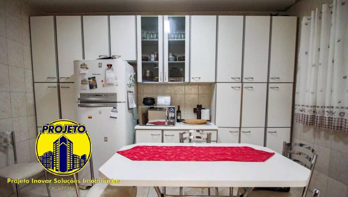 Casa, 4 quartos, 190 m² - Foto 13