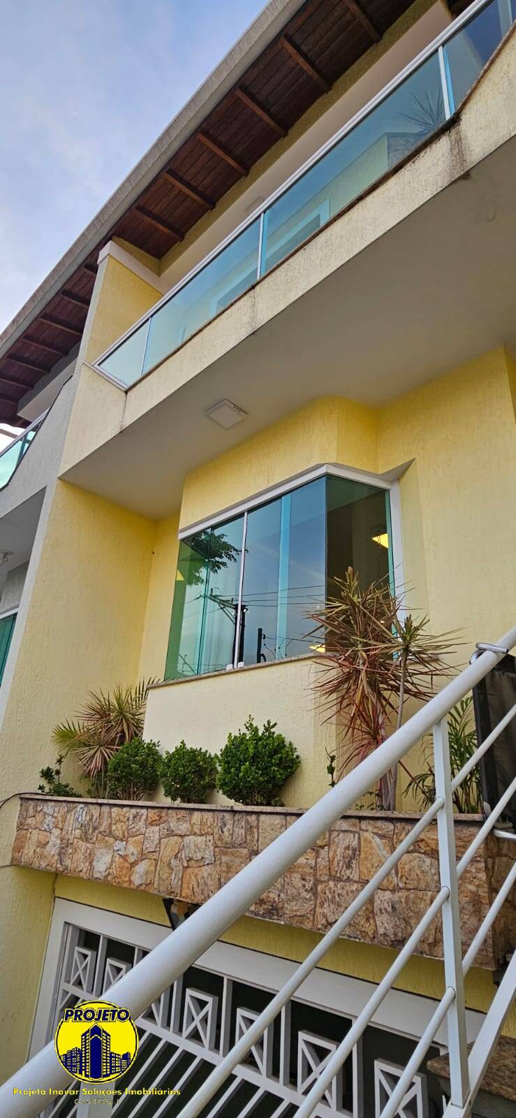 Sobrado, 3 quartos, 180 m² - Foto 1