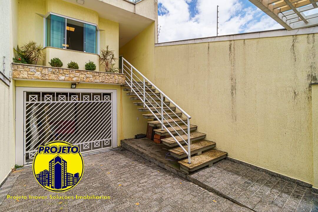 Sobrado, 3 quartos, 180 m² - Foto 1