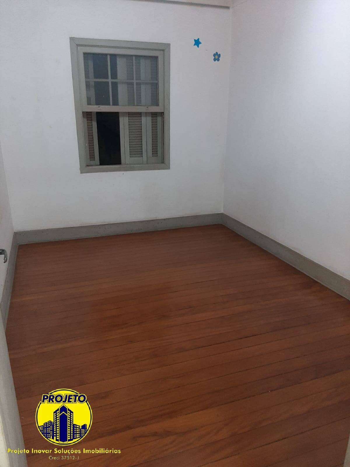 Casa, 3 quartos, 222 m² - Foto 2
