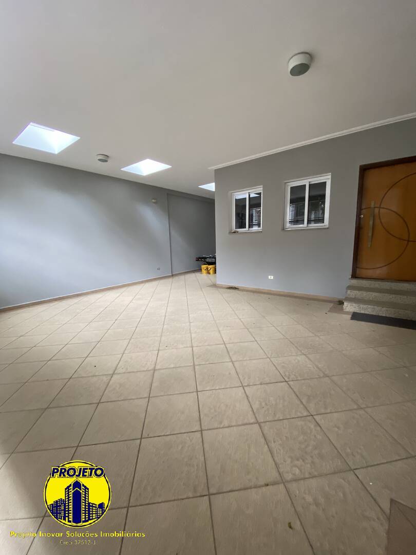 Casa para alugar com 4 quartos, 300m² - Foto 5