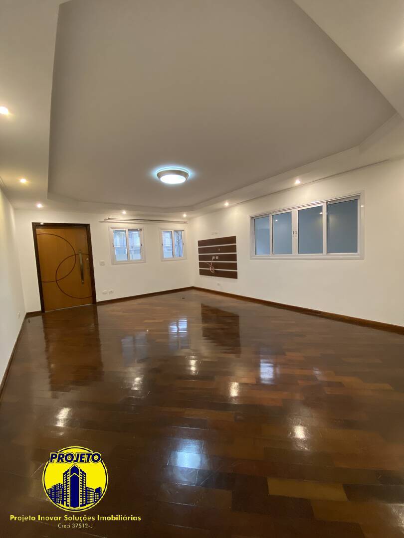 Casa para alugar com 4 quartos, 300m² - Foto 19