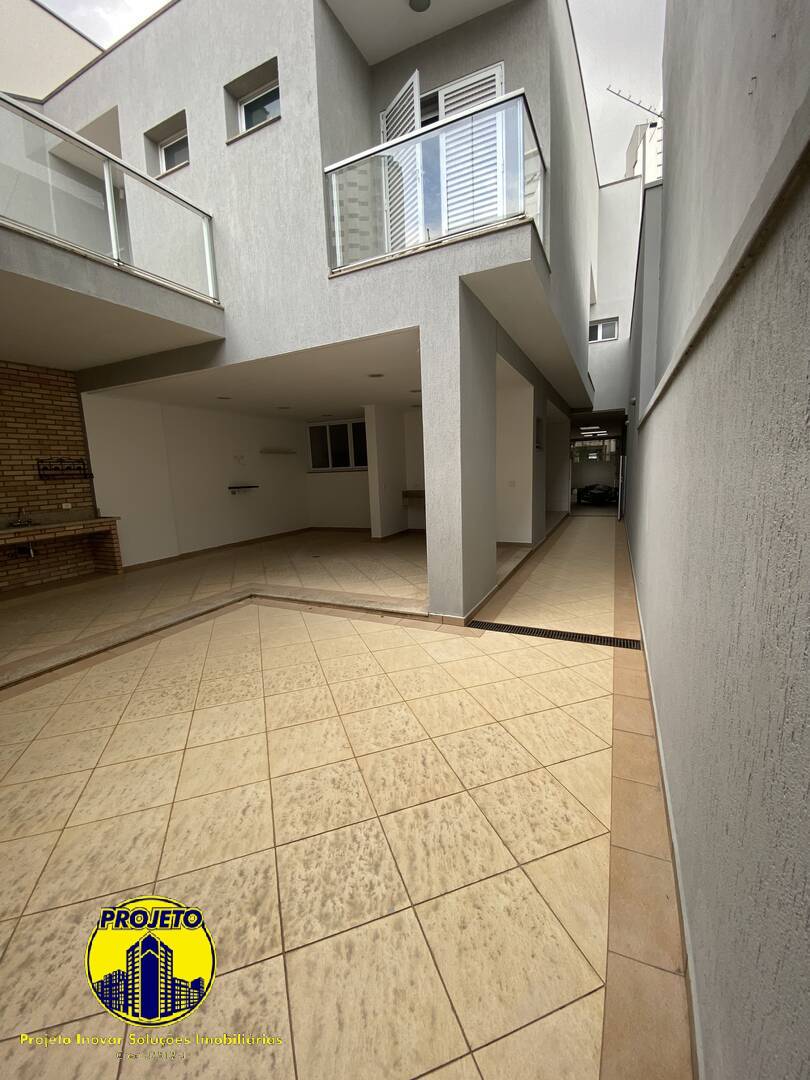 Casa para alugar com 4 quartos, 300m² - Foto 26