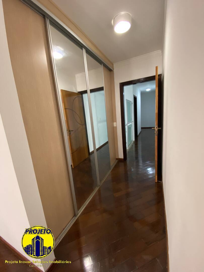 Casa para alugar com 4 quartos, 300m² - Foto 44