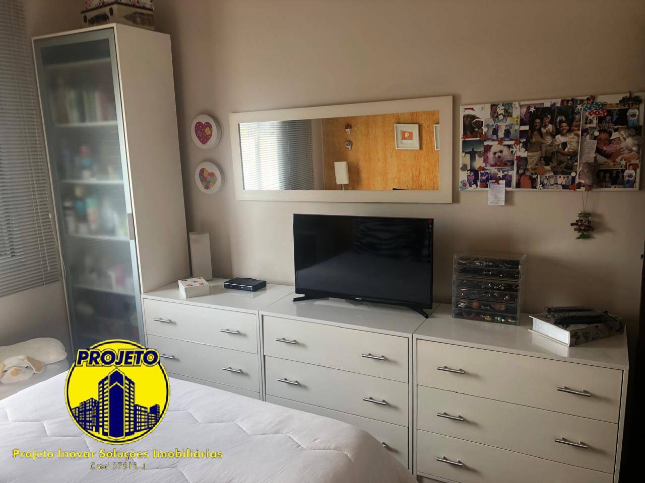 Casa à venda com 3 quartos, 331m² - Foto 11