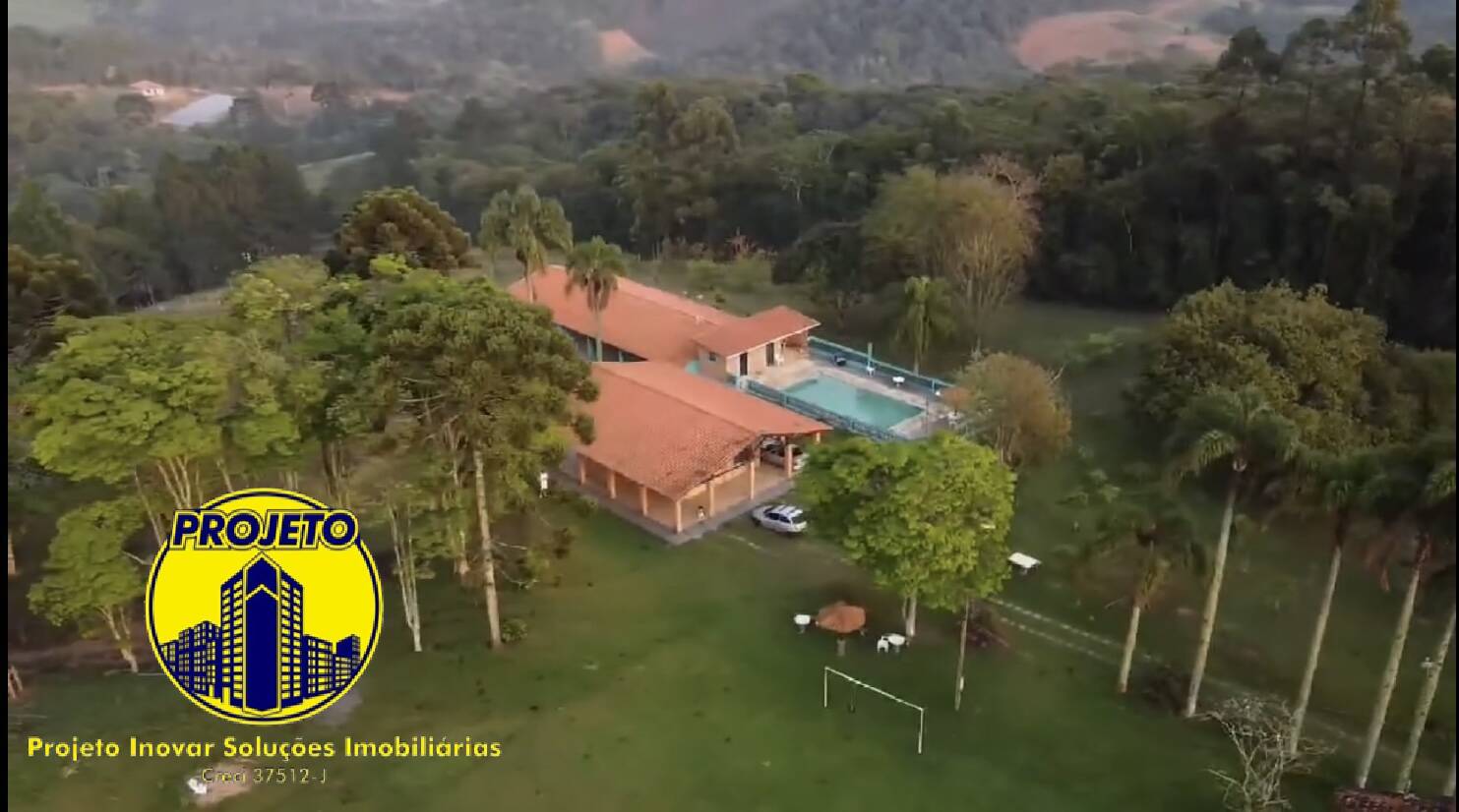Sítio à venda com 6 quartos, 330000m² - Foto 1