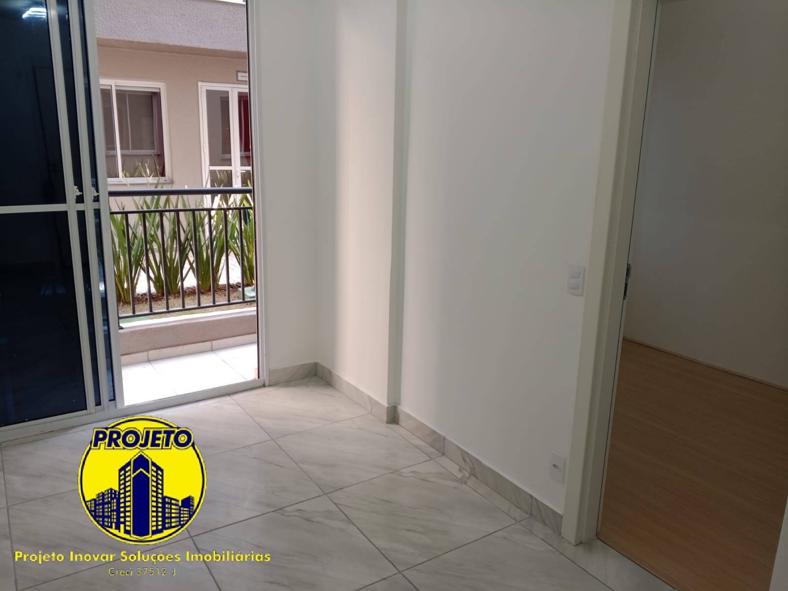 Apartamento para alugar com 2 quartos, 38m² - Foto 3