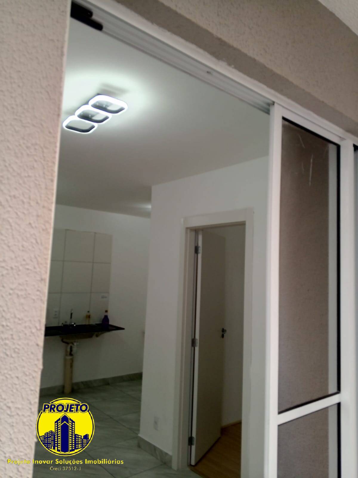 Apartamento para alugar com 2 quartos, 38m² - Foto 6