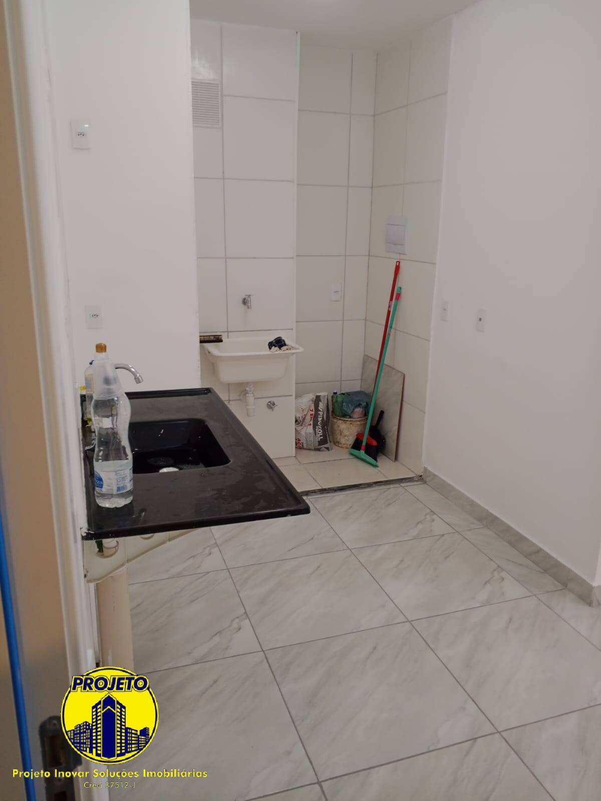 Apartamento para alugar com 2 quartos, 38m² - Foto 7