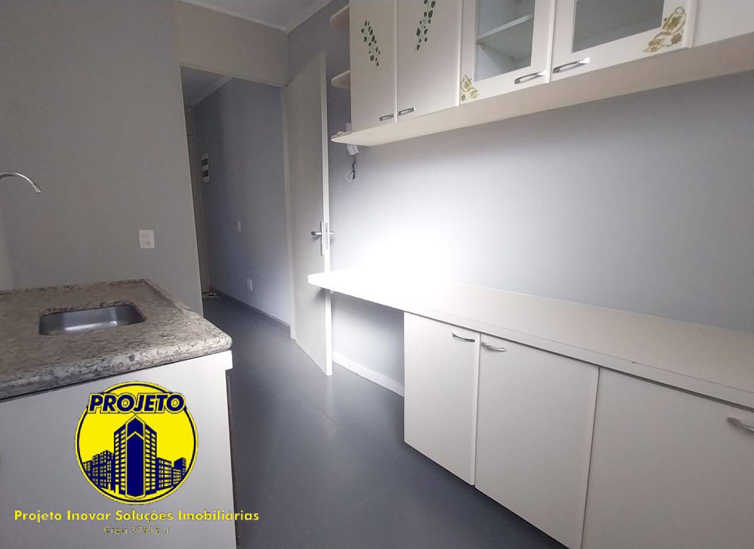 Apartamento à venda com 2 quartos, 48m² - Foto 9