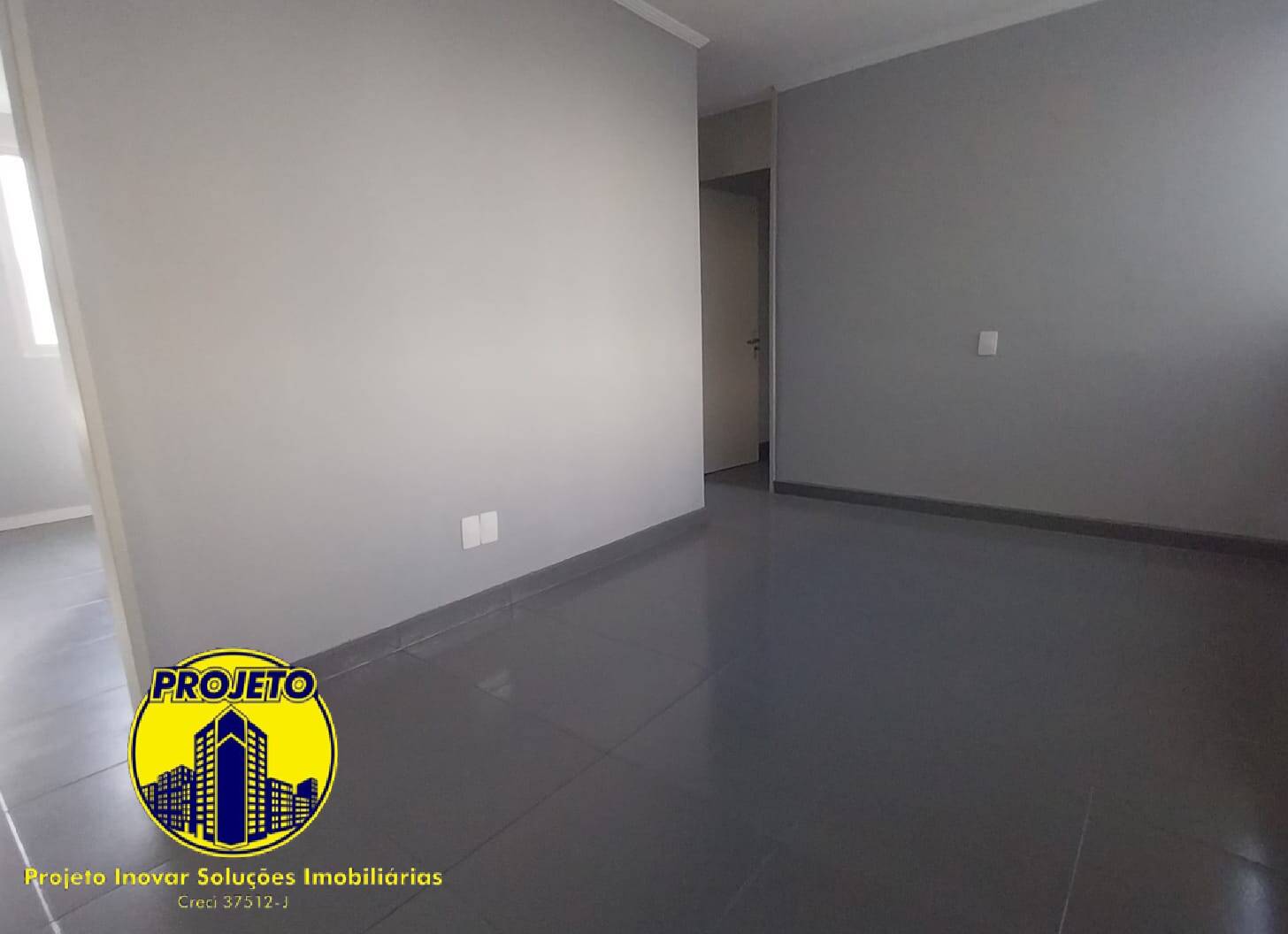 Apartamento à venda com 2 quartos, 48m² - Foto 2