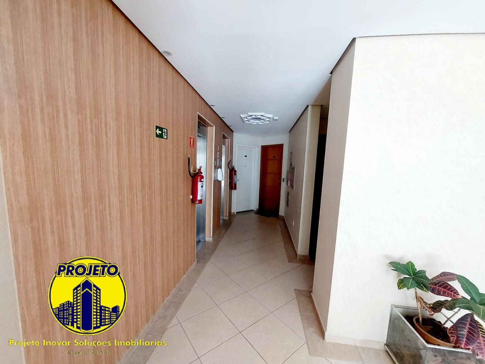 Apartamento para alugar com 2 quartos, 55m² - Foto 11